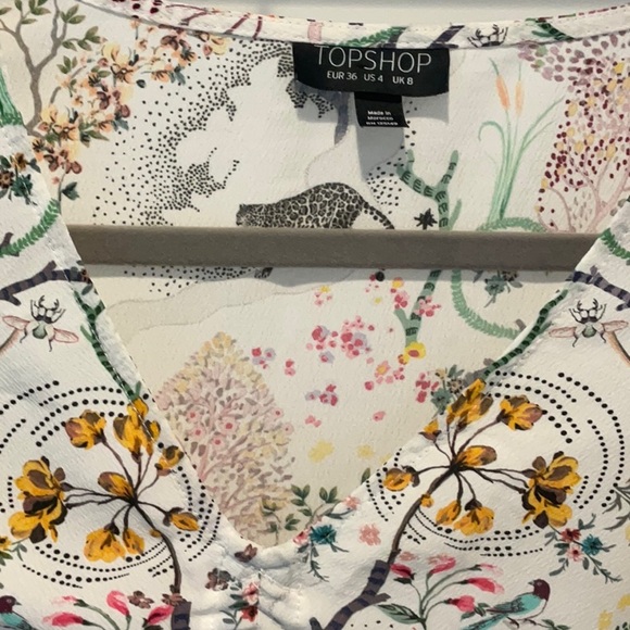 Floral Print Ruched Top - Picture 3 of 4